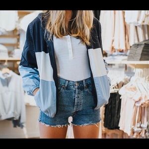 BRANDY MELVILLE KRISSY WINDBREAKER🤩🤩